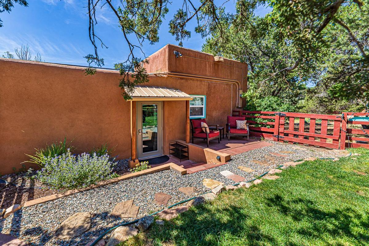 Pet Friendly Pinon Heaven Bed and Breakfast Canada de los Alamos Εξωτερικό φωτογραφία